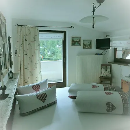 Hotel Gaestehaus Martha Längenfeld