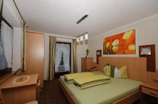 Gaestehaus Martha 4*